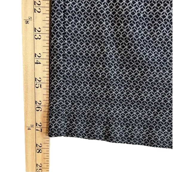 Dana Buchman Knit Tummy Control Pull On Ankle Dress Pants Geo Cubes Size S - Picture 9 of 12